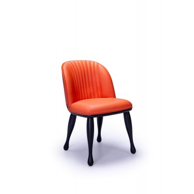 Pin chair